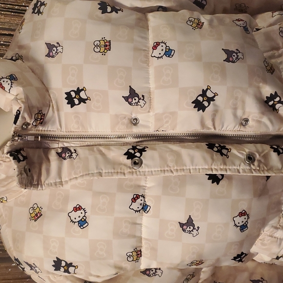 HELLO KITTY PUFFER JACKET - Picture 5 of 8